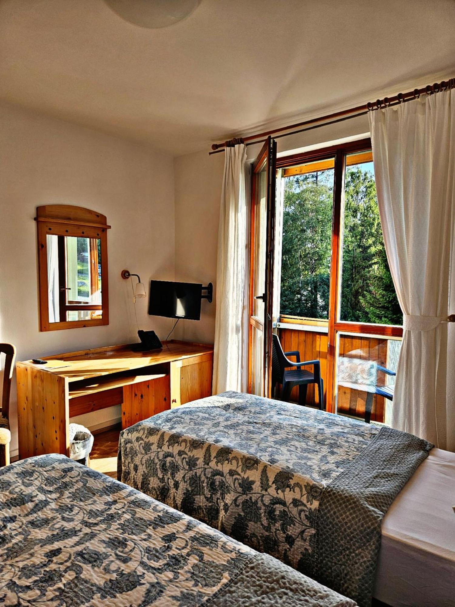 Hotel Villa Siesta วิสโซเค ดาตรี ภายนอก รูปภาพ